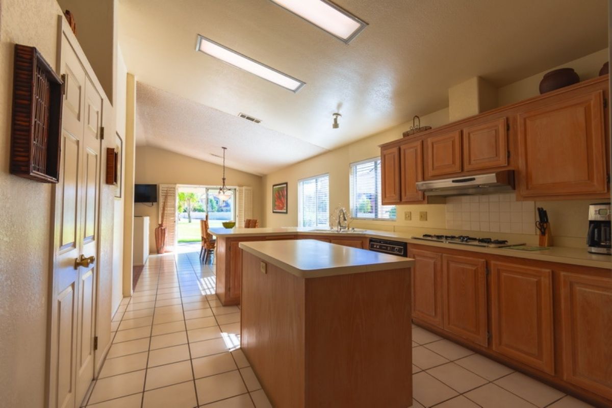 Villa Palos Verdes Kitchen